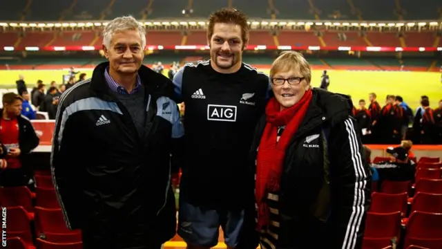 New Zealand captain Richie McCaw (C) with father Don (L) and mother Margaret (R)