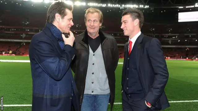 Jim Carrey, Jeff Daniels and Laurent Koscielny