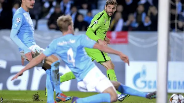 Fernando Llorente scores for Juventus