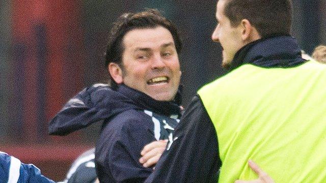 Interview - Dundee boss Paul Hartley