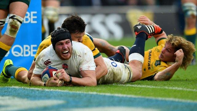 England 26-17 Australia: Ben Morgan double gives hosts win