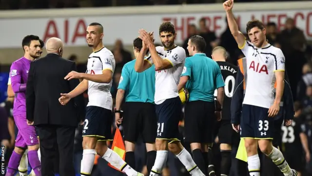 Tottenham players celebrate