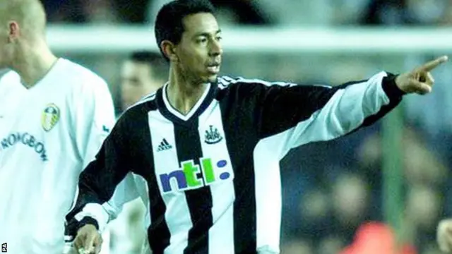 Nolberto Solano playing for Newcastle