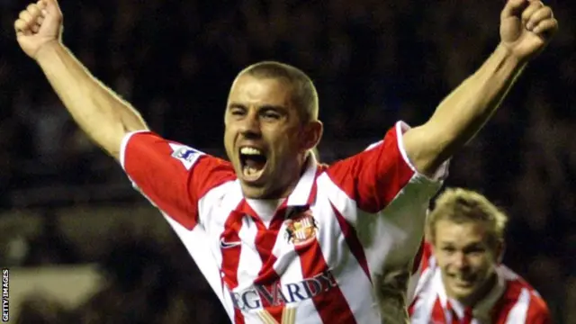 Kevin Phillips in action for Sunderland