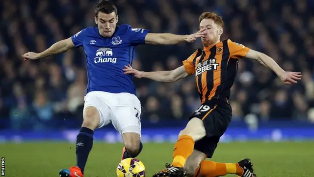 Seamus Coleman challenges a Hull defender