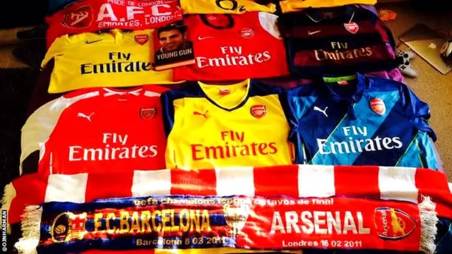 Arsenal scarves