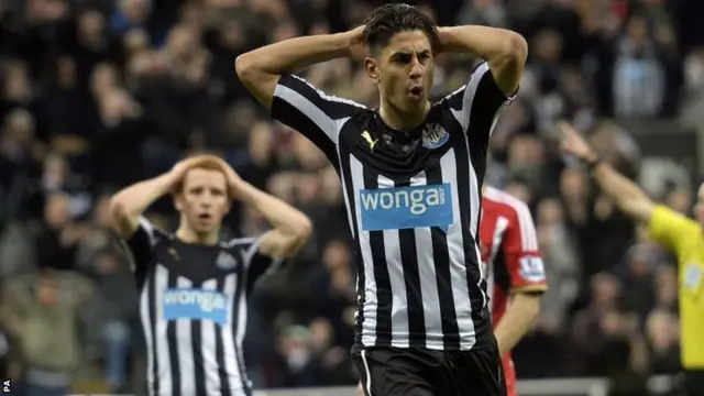 Ayoze Perez reacts