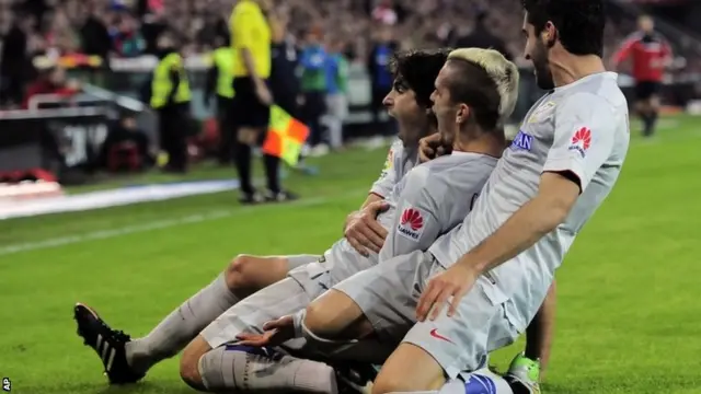 Antoine Griezmann celebrates