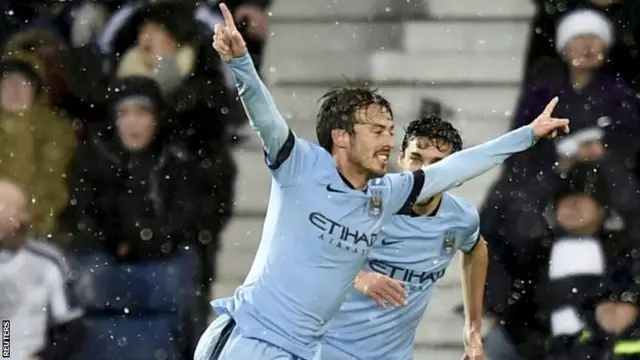 David Silva celebrates