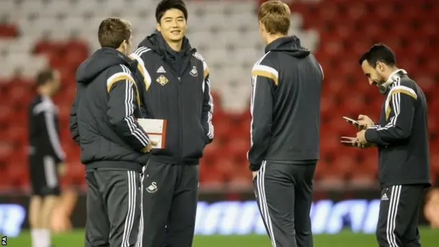 Swansea players pre-match