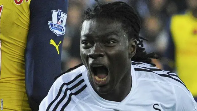 Swansea striker Bafetimbi Gomis