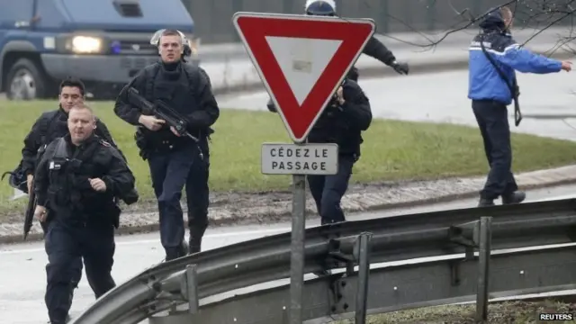 French security services in Dammartin-en-Goele. Photo: 9 January 2015