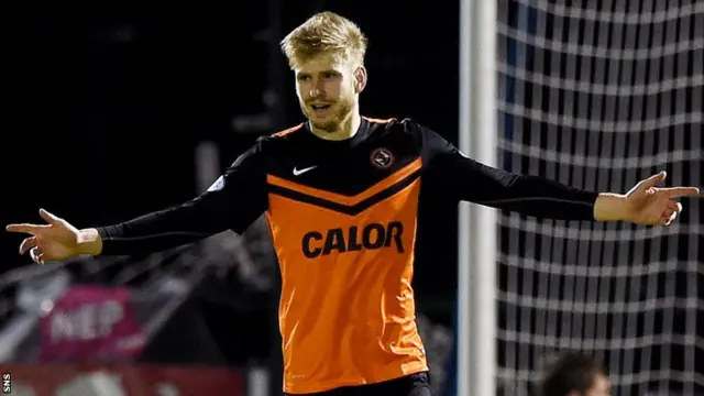 United midfielder Stuart Armstrong celebrates his goal