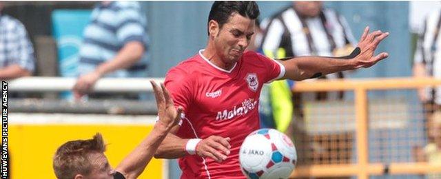 Javi Guerra in rare action for Cardiff City