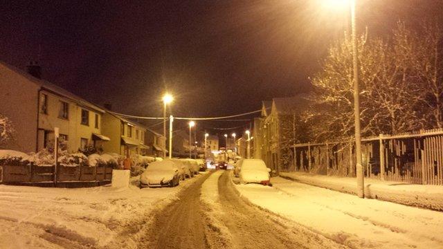 Derry, Northland avenue, snow