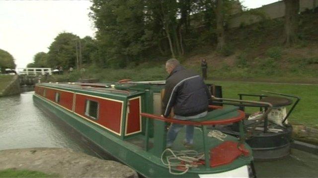 Kennet and Avon Canal in Wiltshire