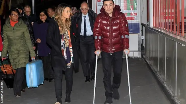 Anthony Crolla arriving at Euston station