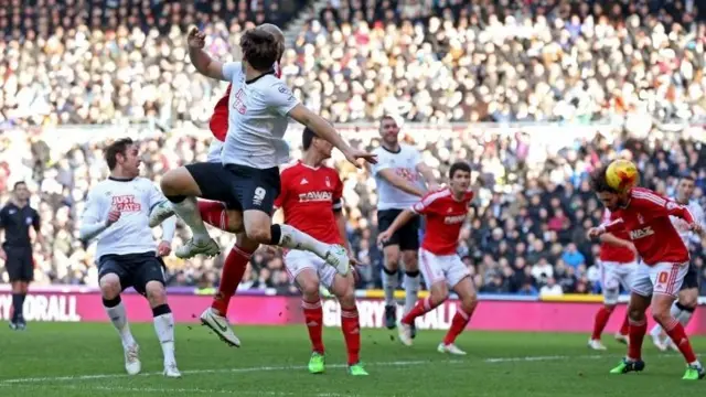 Henri Lansbury own goal