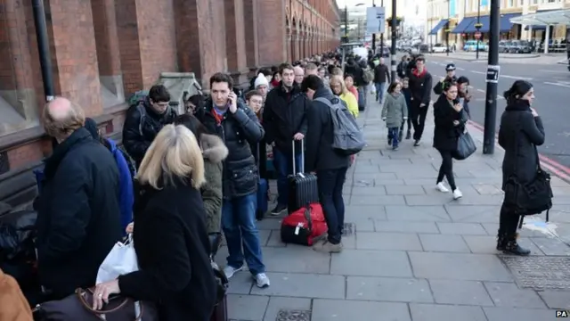 Queues at St Pancras