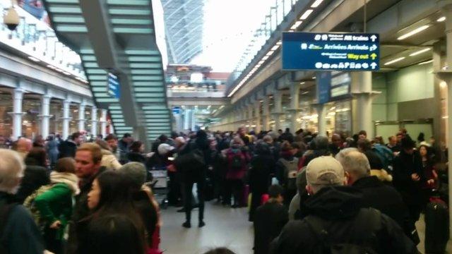 Queues at St Pancras