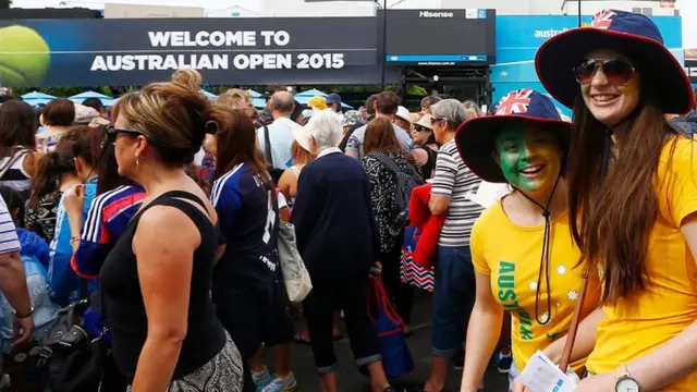 Austrlian Open fans