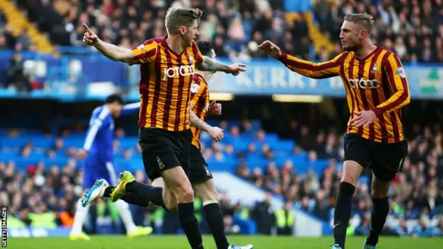 Jon Stead celebrates