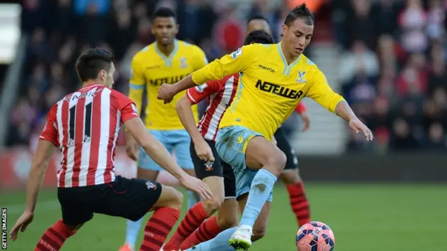 Chamakh takes on Tadic