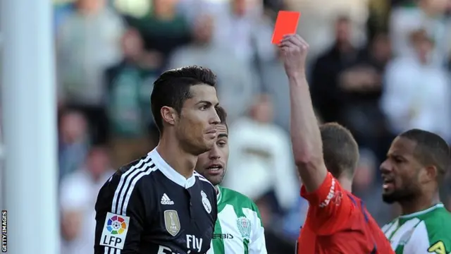 Cristiano Ronaldo is sent off at Cordoba