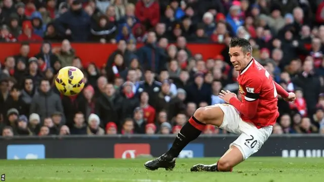 Robin van Persie scores