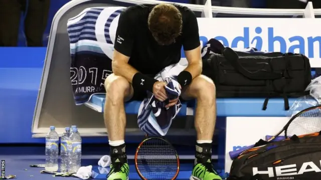 Andy Murray reacts