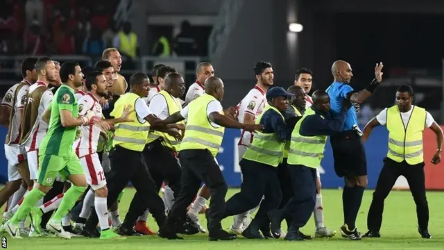 Scenes from the Equatorial Guinea v Tunisia game