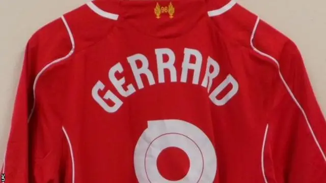 The jersey Steven Gerrard will wear tonight on his 700th appearance