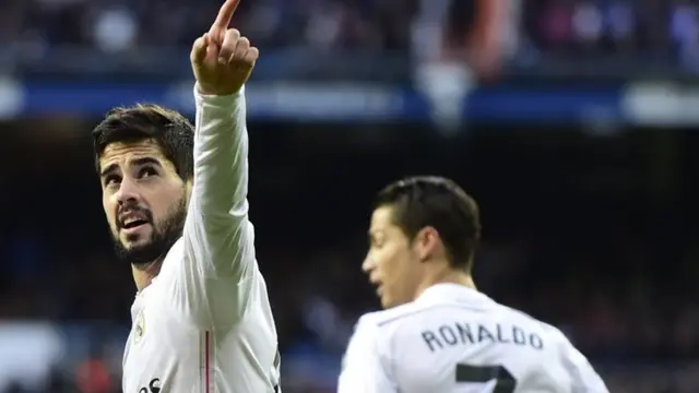 Isco celebrates