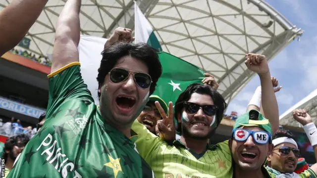 Pakistan fans