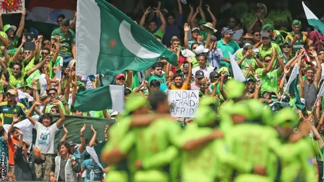 Pakistan fans