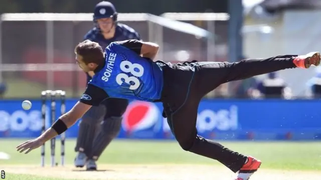 Tim Southee fields off his own bowling