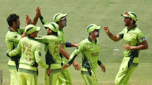 Pakistan celebrate a wicket