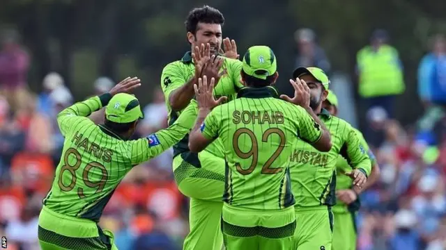 Pakistan bowler Sohail Khan (C) is congratulated