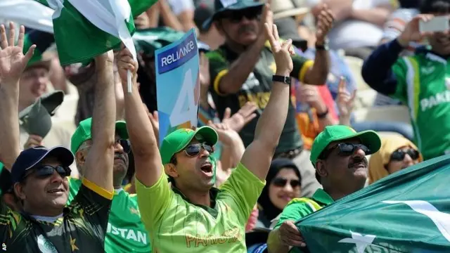 Pakistan fans