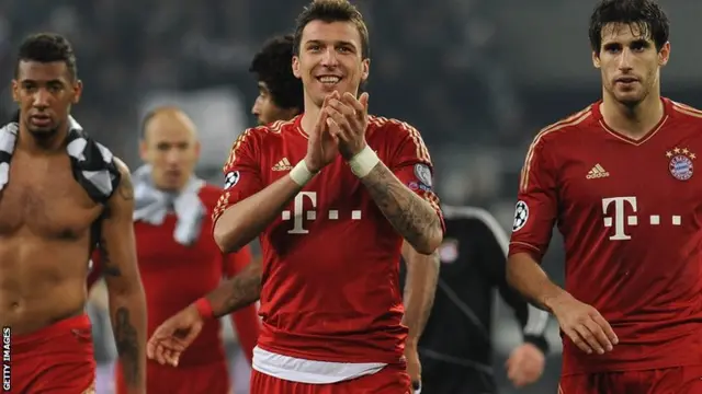 Bayern Munich celebrate at Juventus