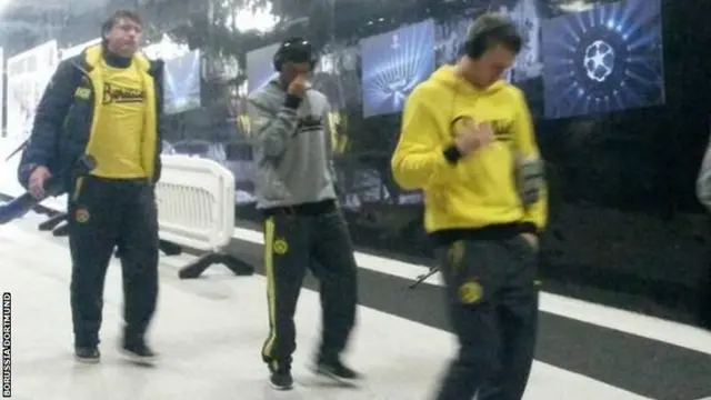 Borussia Dortmund arrive