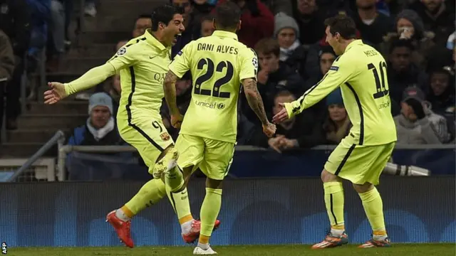 Luis Suarez celebrates