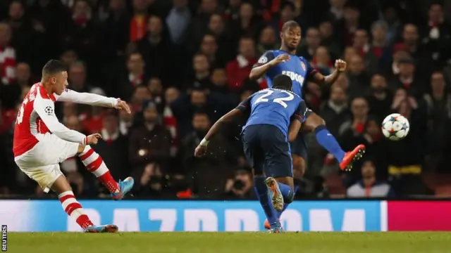 Alex Oxlade-Chamberlain scores for Arsenal