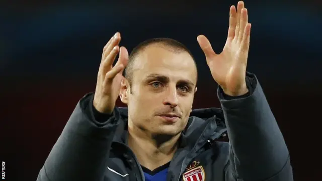 Dimitar Berbatov celebrates at full-time