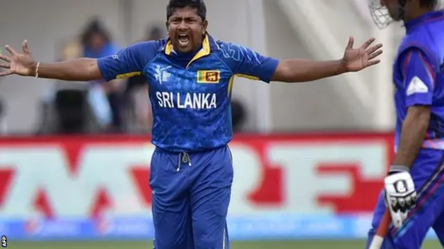 Rangana Herath appeals for LBW