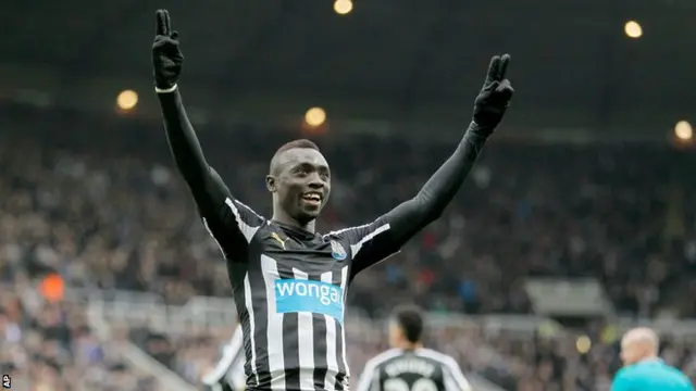 Papiss Cisse celebrates