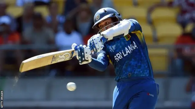 Dilshan batting