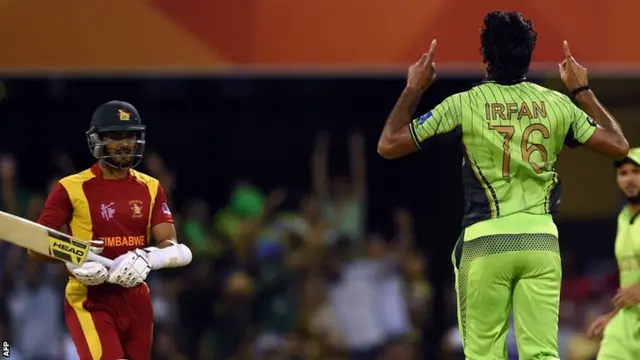 Irfan celebrates for Pakistan after Raza's dismissal