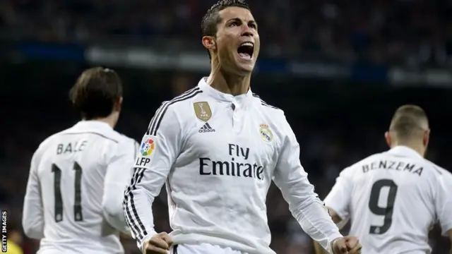 Cristiano Ronaldo celebrates