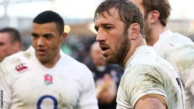 A dejected Chris Robshaw of England